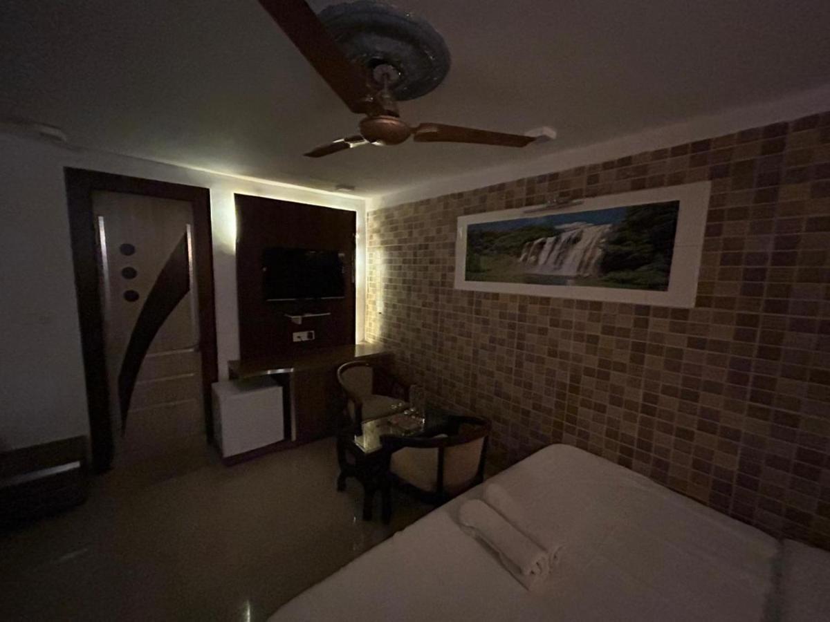 The Peach Tree Rooms Mount Abu Εξωτερικό φωτογραφία