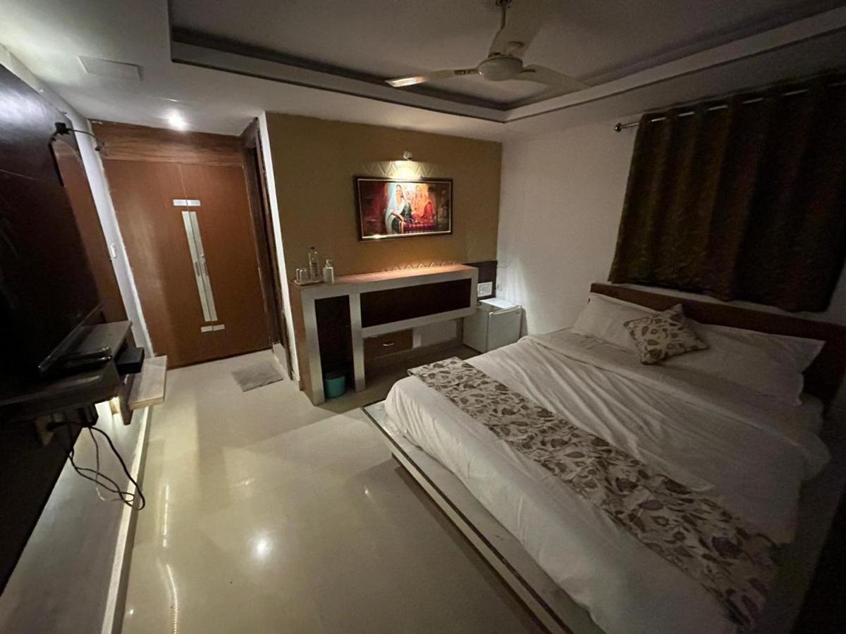 The Peach Tree Rooms Mount Abu Εξωτερικό φωτογραφία